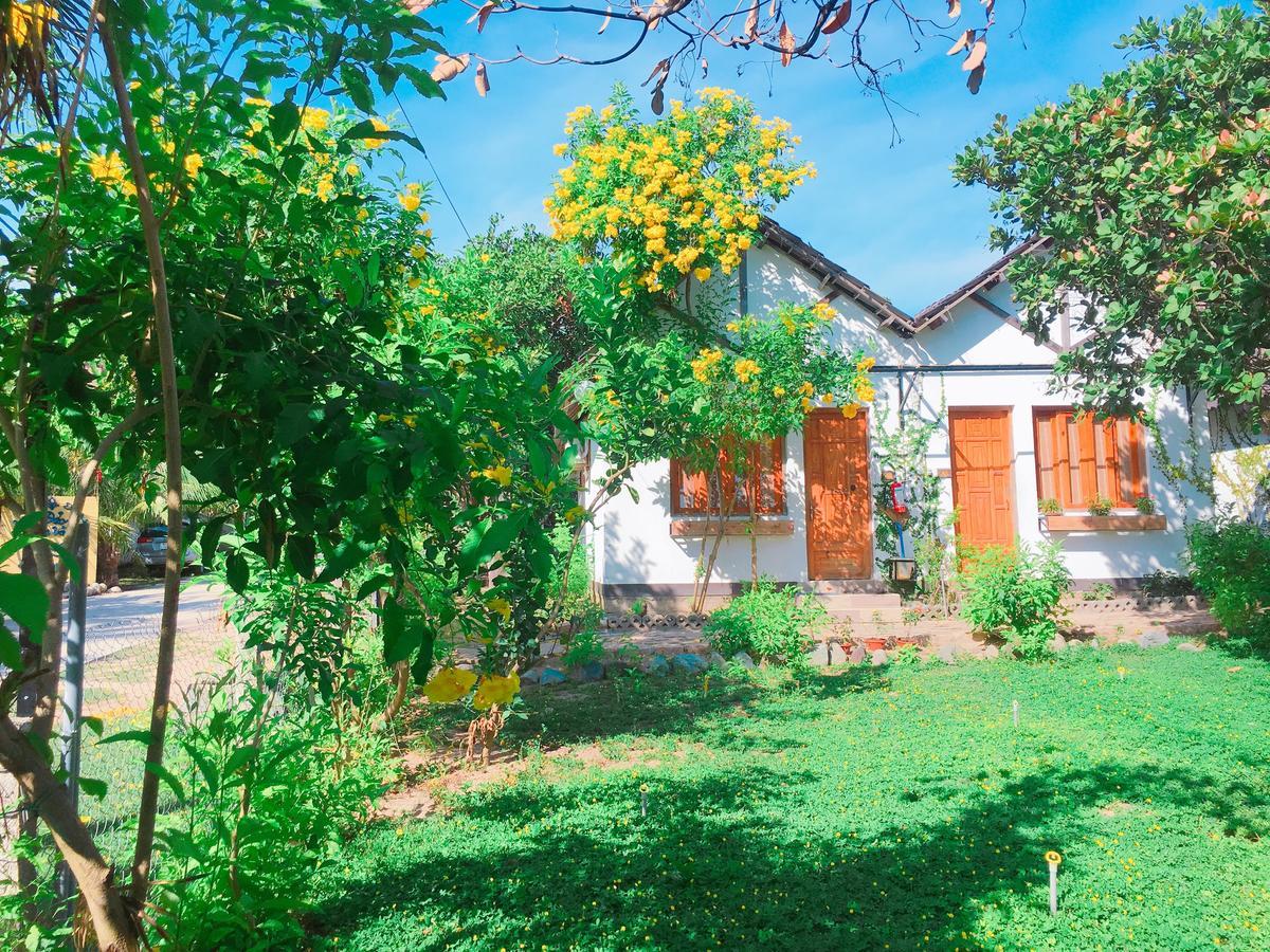 Dao Hoa Vang Villa Cam Ranh Exterior photo